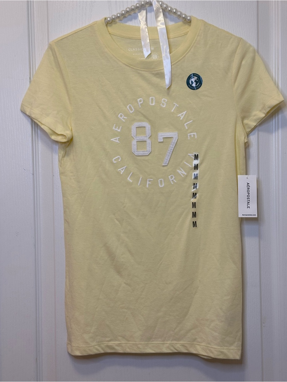 Aeropostale Pale Yellow '87 California Graphic Tee